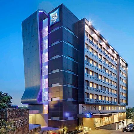 טנגרנג Ibis Budget Jakarta Airport מראה חיצוני תמונה