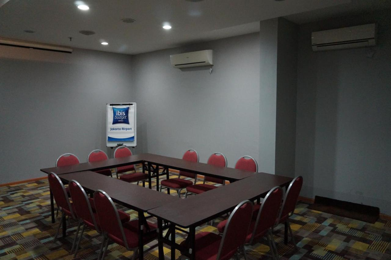טנגרנג Ibis Budget Jakarta Airport מראה חיצוני תמונה